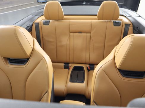 Used 2019 BMW 430i xDrive Convertible w/ M Sport Package image 22