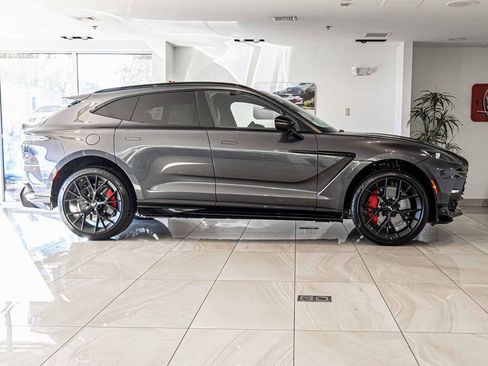 New 2026 Aston Martin DBX 707 image 9