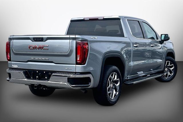 Used 2023 GMC Sierra 1500 SLT w/ SLT Premium Package AWD/4WD image 2