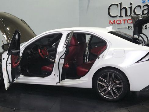 Used 2016 Lexus IS 200t w/ F Sport Package RWD image 19