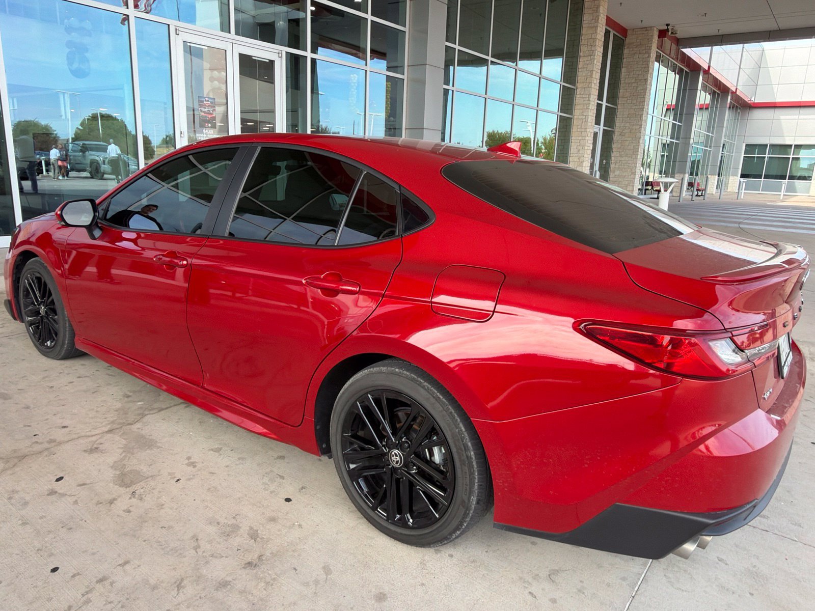 Used 2025 Toyota Camry SE w/ Multimedia Upgrade Package FWD image 12
