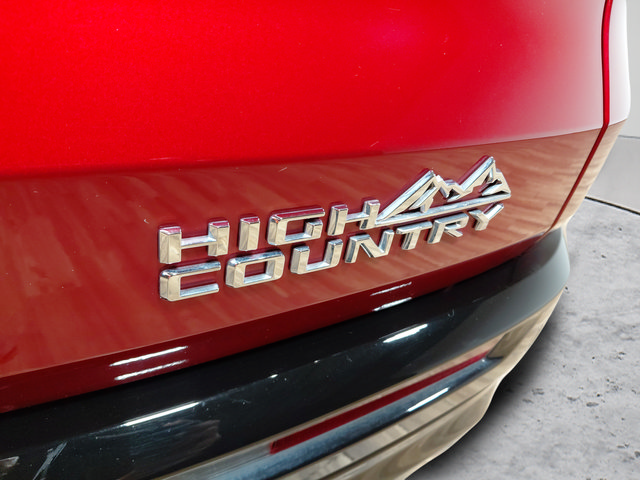 Used 2026 Chevrolet Traverse High Country w/ LPO, Floor Liner Package AWD/4WD image 13