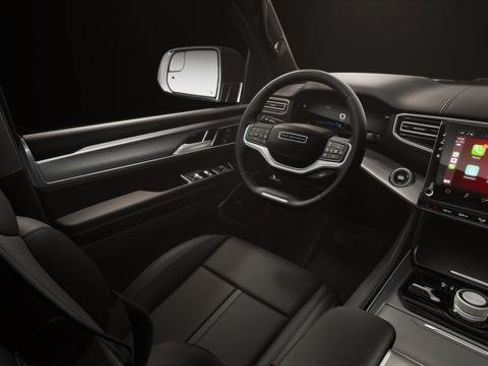 New 2026 Jeep Grand Wagoneer Limited AWD/4WD image 32