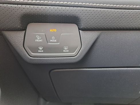 New 2026 Volkswagen Atlas SE image 15