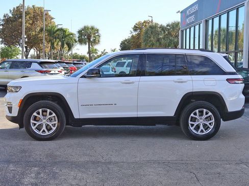 Used 2022 Jeep Grand Cherokee Limited w/ Trailer Tow Prep Group (B) image 18