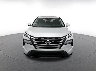 Used 2025 Nissan Rogue SV FWD video 2