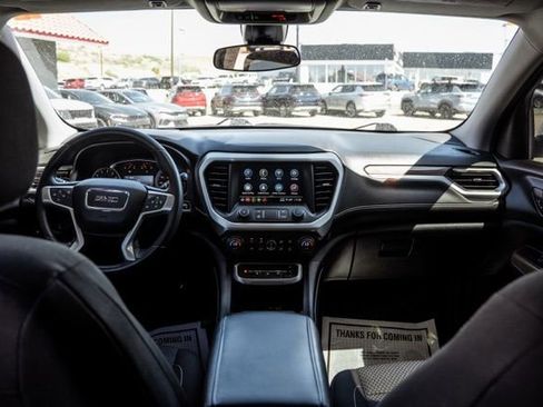 Used 2023 GMC Acadia SLE w/ Driver Convenience Package FWD image 13