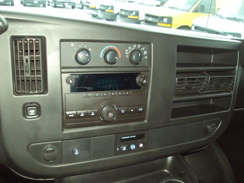 Used 2013 Chevrolet Express 1500 LT w/ LT Preferred Equipment Group image 20