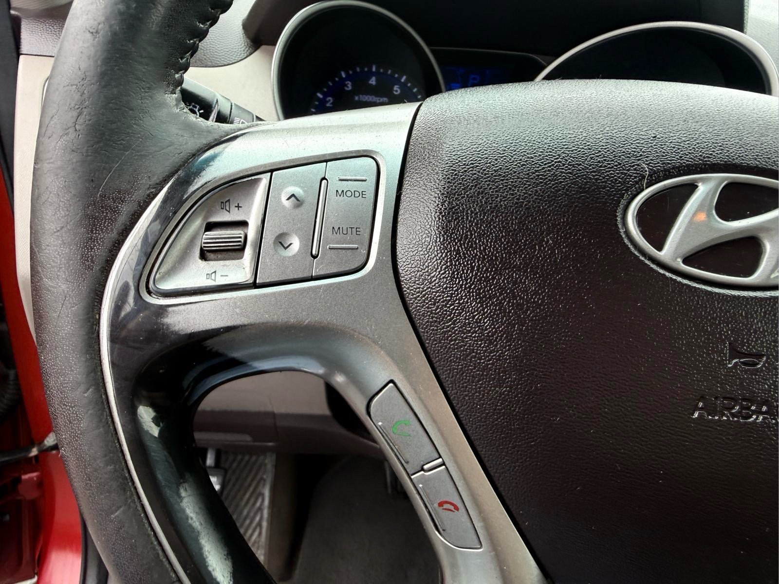 Used 2012 Hyundai Tucson GLS AWD/4WD image 23