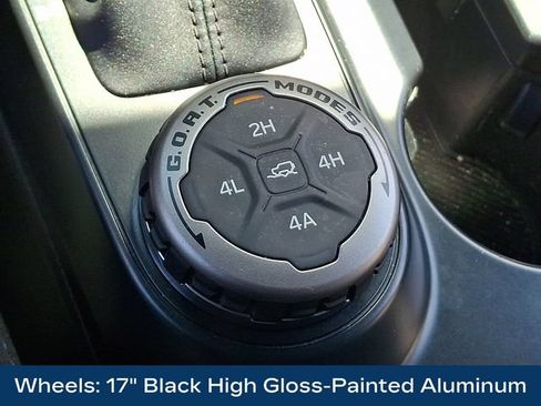 Used 2024 Ford Bronco Wildtrak AWD/4WD image 19