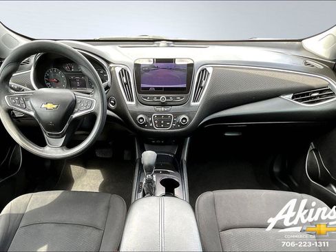 Used 2021 Chevrolet Malibu LT image 7