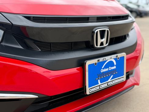 Used 2019 Honda Civic LX image 3