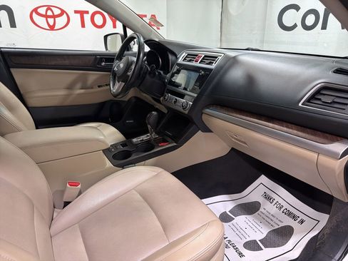 Used 2015 Subaru Outback 2.5i Limited image 11