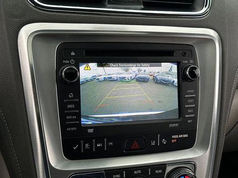 Used 2017 GMC Acadia Limited SLT image 22