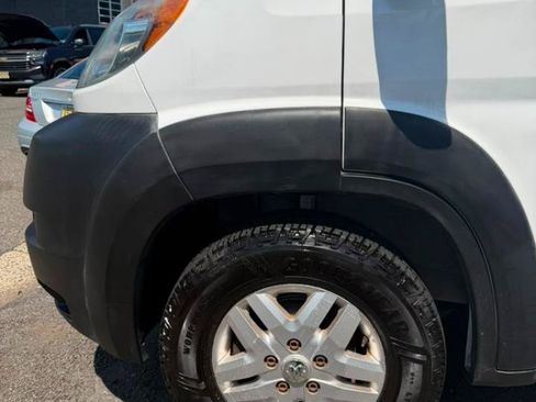 Used 2019 RAM ProMaster 2500 w/ Interior Convenience Group FWD image 16