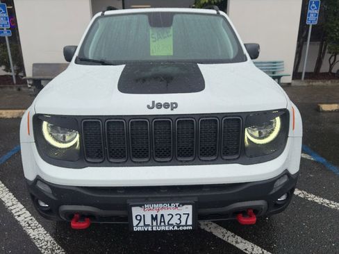 Used 2019 Jeep Renegade Trailhawk w/ LED Lighting Group AWD/4WD image 29