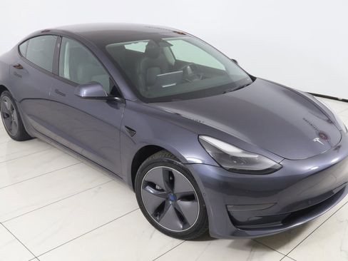 Used 2022 Tesla Model 3 Long Range image 16