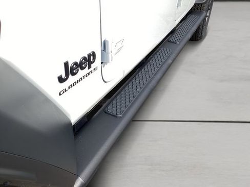 New 2026 Jeep Gladiator Sport image 11