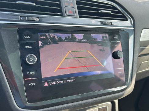 Used 2019 Volkswagen Tiguan S AWD/4WD image 9