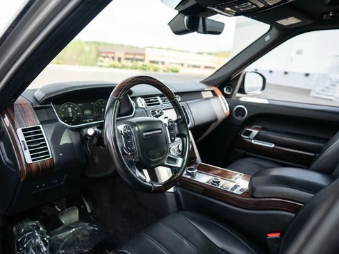 Used 2017 Land Rover Range Rover HSE AWD/4WD image 28