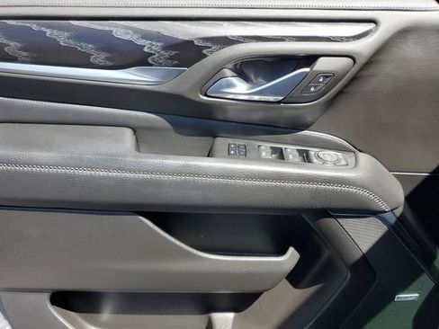 Used 2023 GMC Yukon Denali w/ Denali Reserve Package image 16