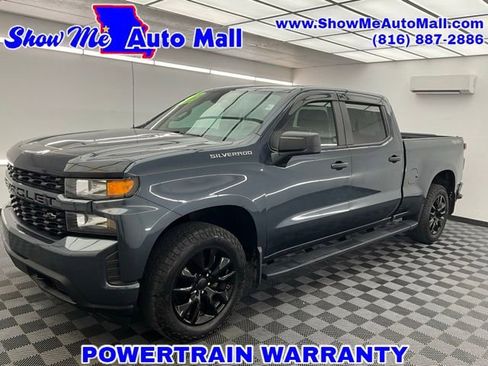 Used 2019 Chevrolet Silverado 1500 Custom w/ Custom Convenience Package AWD/4WD image 1