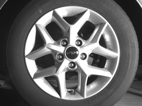 Used 2025 Kia Soul LX w/ LX Technology Package FWD image 17