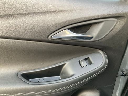 Used 2025 Buick Encore GX Preferred image 10