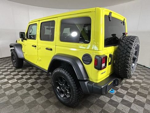 Used 2023 Jeep Wrangler Unlimited w/ Cold Weather Group AWD/4WD image 4