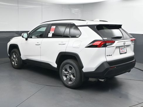 New 2025 Toyota RAV4 XLE image 6