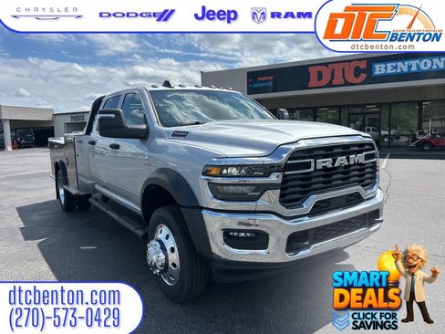 New 2026 RAM 5500 Tradesman w/ Chrome Appearance Group image 1