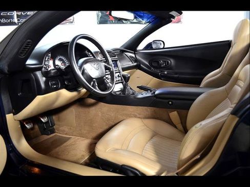 Used 1999 Chevrolet Corvette Convertible w/ Memory Pkg RWD image 13