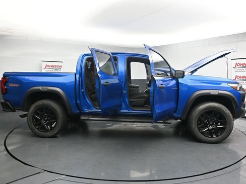 Used 2023 Chevrolet Colorado Trail Boss w/ LPO, Skid Plate Package AWD/4WD image 27