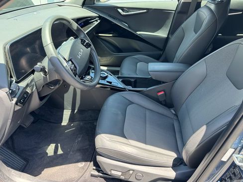 Used 2024 Kia Niro Wind FWD image 7