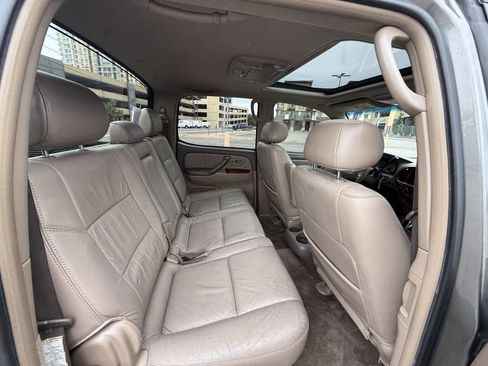 Used 2004 Toyota Tundra Limited image 28