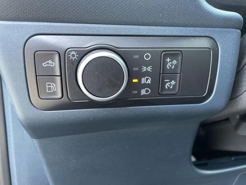 Used 2025 Ford Maverick XLT w/ Equipment Group 301A AWD/4WD image 20