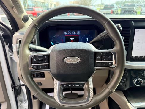 Used 2025 Ford F450 Platinum w/ Platinum Plus Package image 26