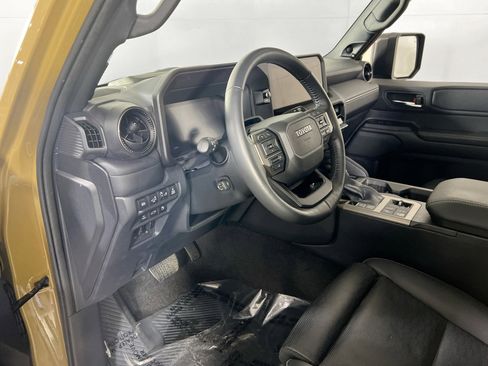 Used 2024 Toyota Land Cruiser image 9