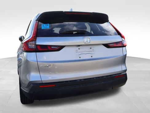 Used 2025 Honda CR-V LX image 6