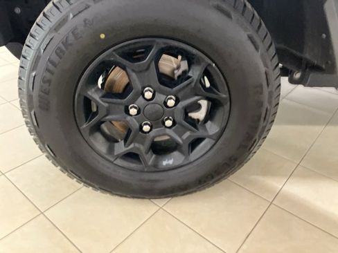 Used 2023 Jeep Wrangler Unlimited image 34