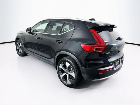 Used 2023 Volvo XC40 B5 Plus w/ Driver Assist Package image 5
