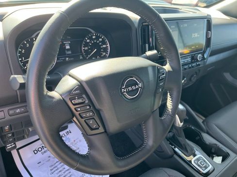 Certified 2026 Nissan Frontier SV w/ All-Weather Content Package AWD/4WD image 15