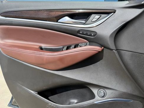 Used 2020 Buick Enclave Avenir w/ Avenir Technology Package image 21