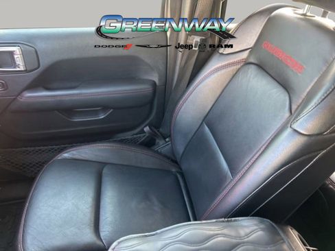 Used 2018 Jeep Wrangler Unlimited Rubicon AWD/4WD image 13
