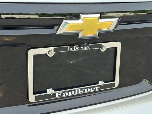 Used 2025 Chevrolet Traverse LT AWD/4WD image 32