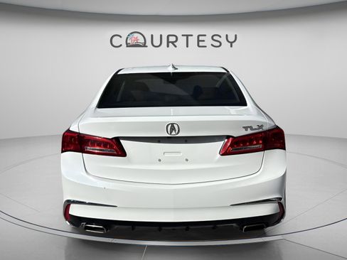 Used 2018 Acura TLX V6 w/ Technology Package FWD image 6