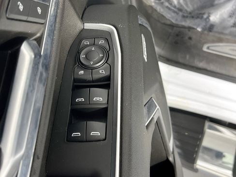 Used 2024 Chevrolet Silverado 1500 LTZ w/ LTZ Premium Package AWD/4WD image 17