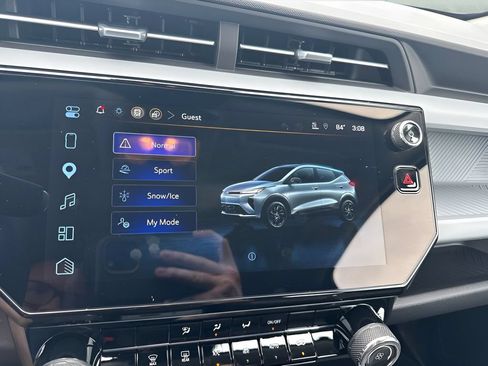 New 2027 Chevrolet Bolt LT FWD image 19