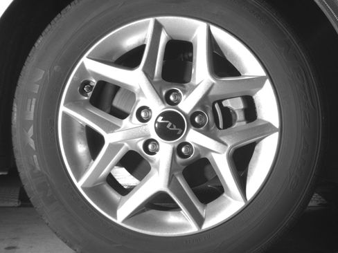 Used 2025 Kia Soul LX w/ LX Technology Package FWD image 15