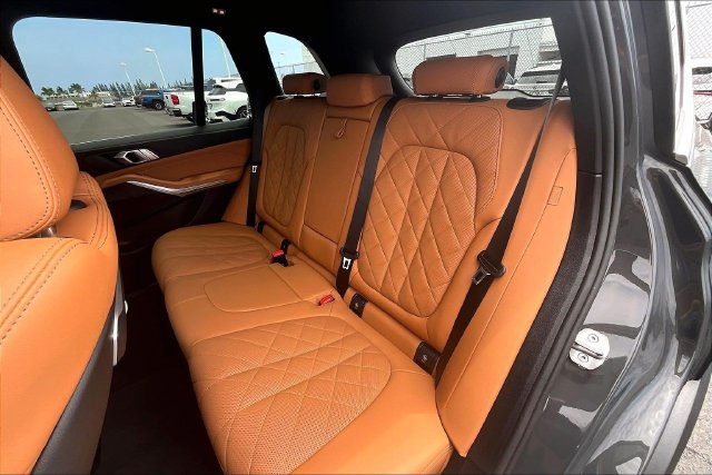 Used 2024 BMW X5 xDrive40i AWD/4WD image 29